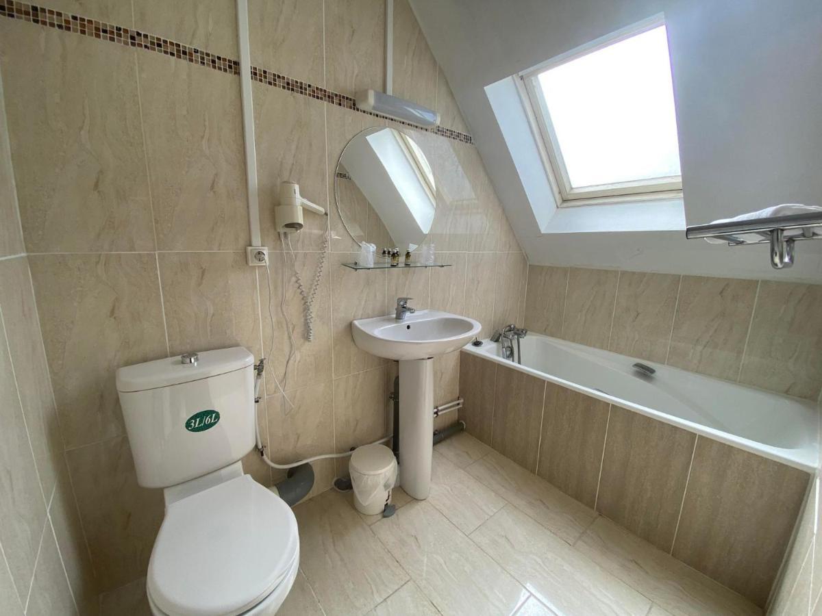 Logement De Groupe Au Centre D'Azay Le Rideau Exterior photo
